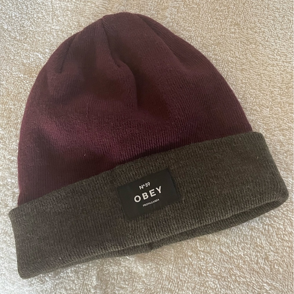 Obey knit beanie-brand new